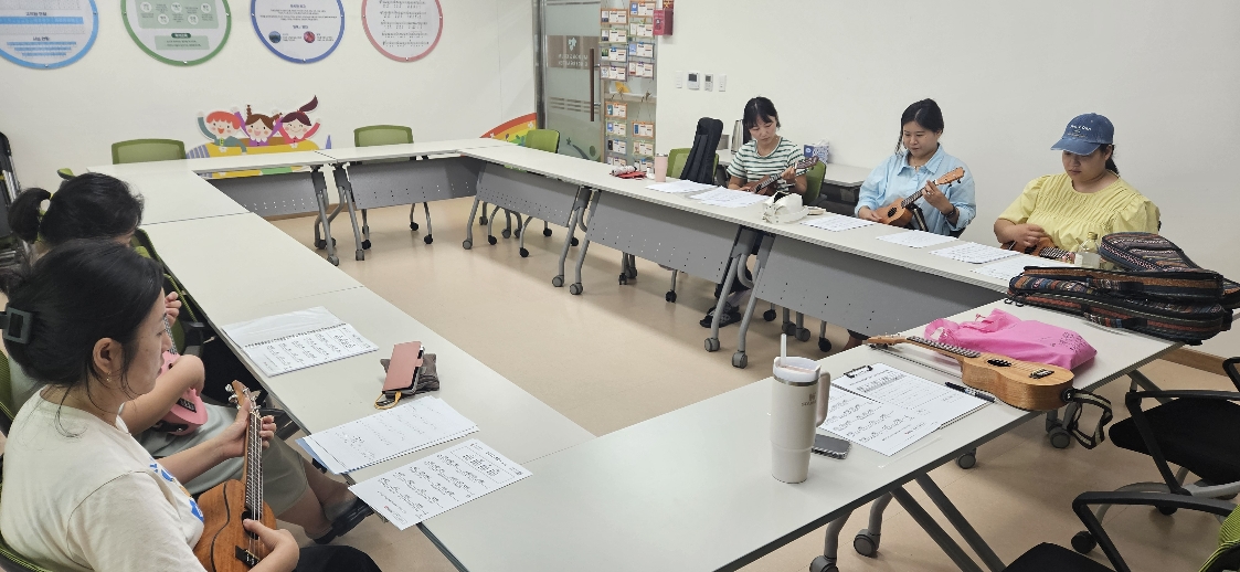 학부모 동아리(우쿨우쿨렐레레)